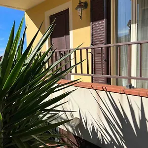 rosys-house.sicilyhotelsitaly.net/
